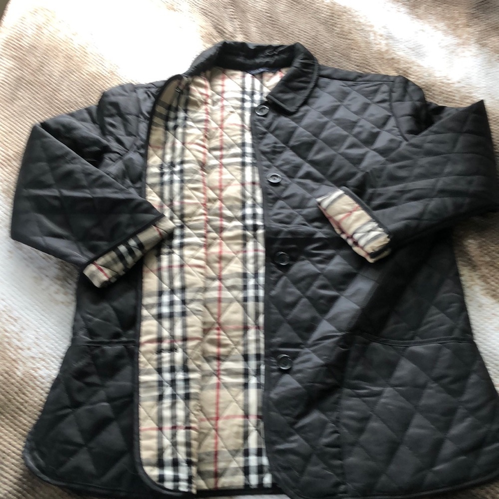 Black light weight quilted coat